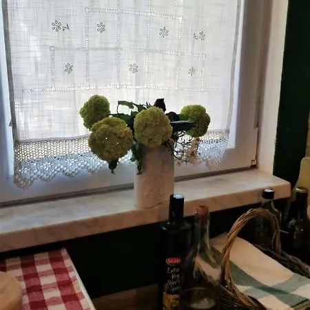 Holiday Stone Corner